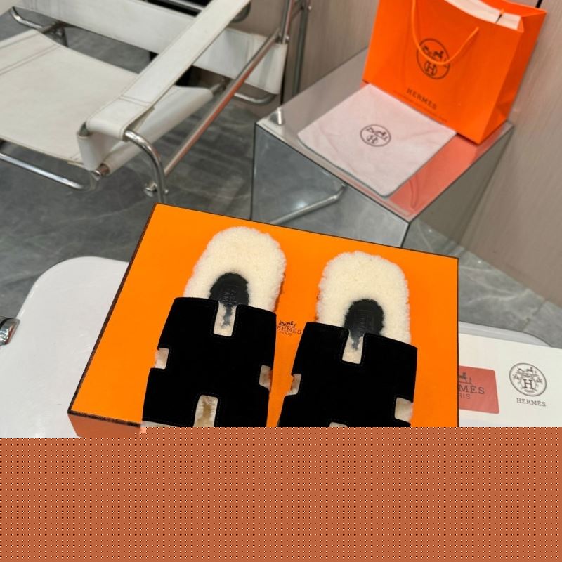 H**mes slippers